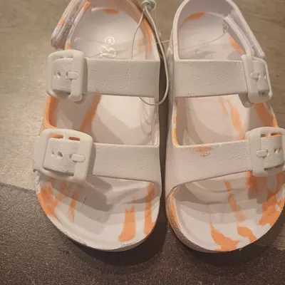 Sandale blanche et orange 21/22